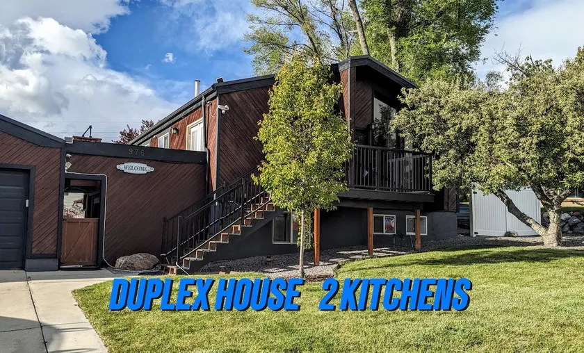 Duplex House: 6 BR, 2 kitchens, Groups, Desks, BBQ - Image 1