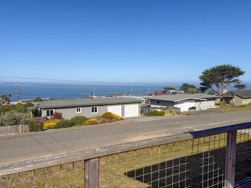 Lifes a Beach - Quaint community north of BB, nice - Image 1