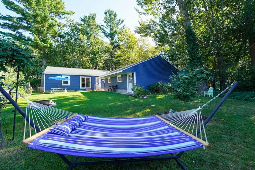 Walk to Beach: Lake Michigan Getaway! - Image 1