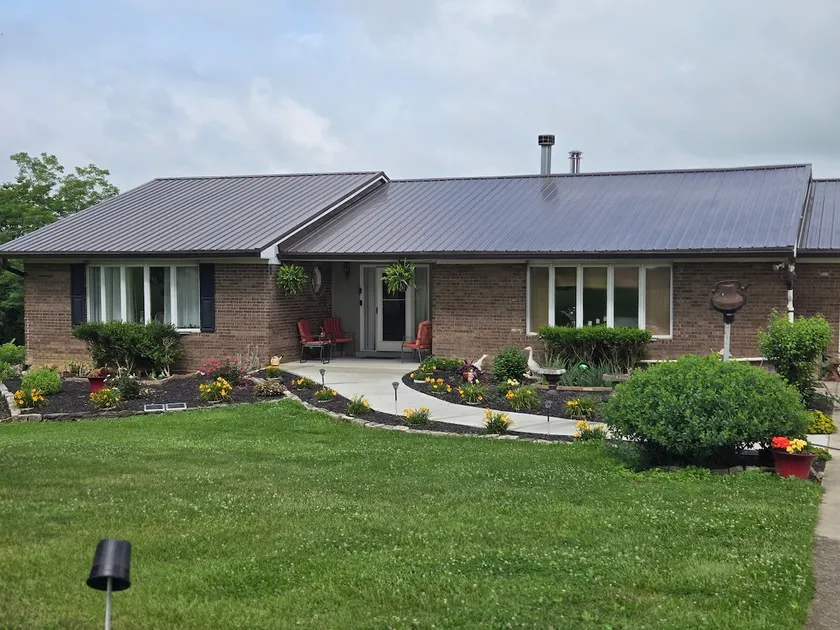 Noahs Rest-stop, 5 miles to ARK. sleeps 10 - Image 1