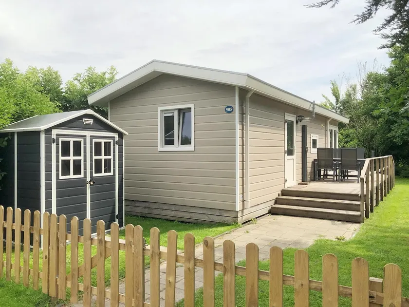 Chalet 505 op Recreatiepark De Wielen - Image 1