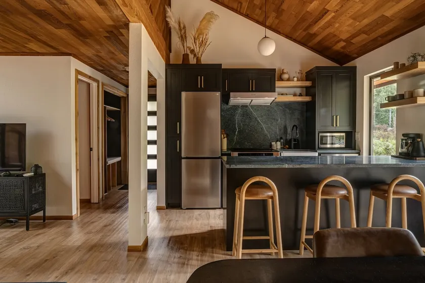 The Hideout | Sauna + Hot tub - Image 1