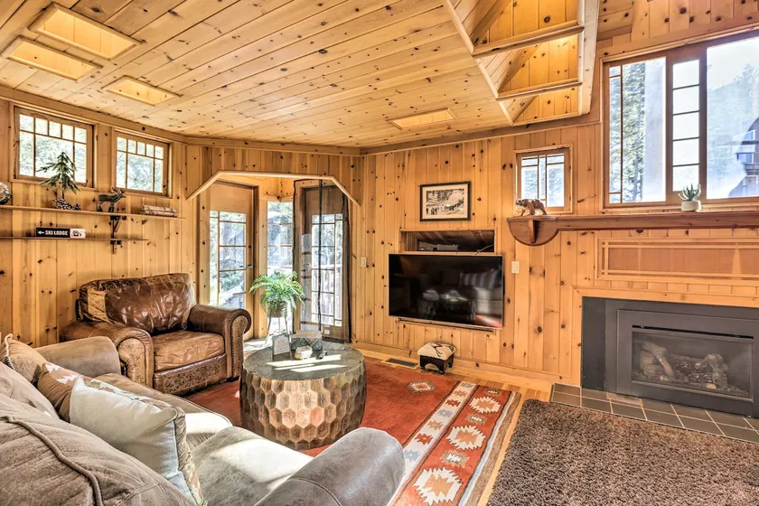 < 1 Mi to Heavenly Lifts: Tahoe Area Townhome! - Image 1