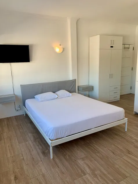 MIRazul: Central Studio for Couples - 4 min Beach - Image 1