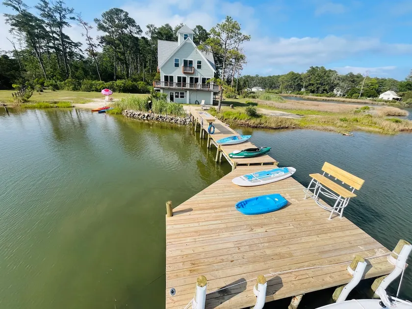 Oyster Creek Retreat: Waterfront | Dock | 2 Kings - Image 1