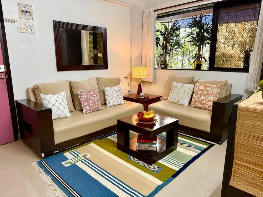 1BHK Home Away From Home In Bandra*Parking* - Image 1