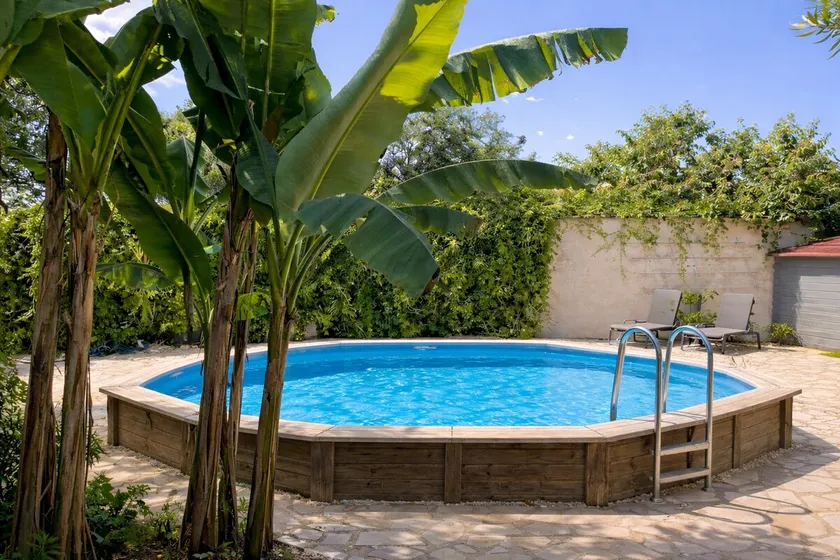 Cosy villa with private pool, peaceful-6 Guests - Image 1