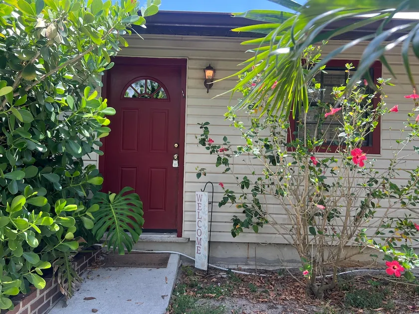 Garden Villa - Image 1