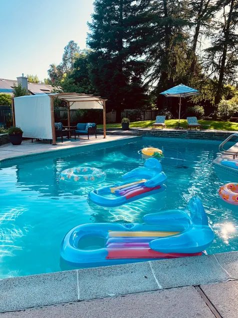 Spa & Pool | Movie Projector | King Bed - Image 1