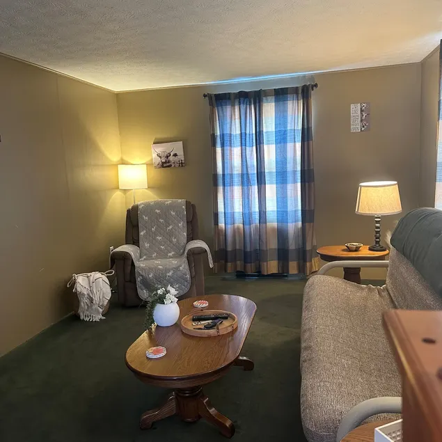 2 BR apt perfect for traveling workers - Image 1