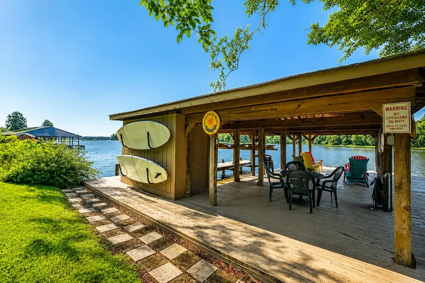 Huge 5BR Lakefront | Dock | Fireplace | Deck - Image 1