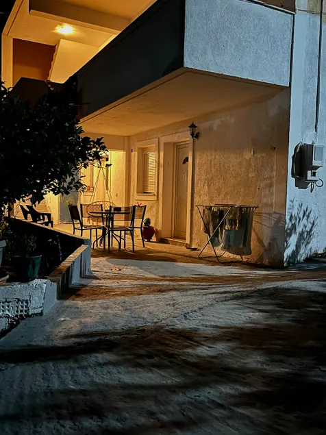 Vouzianas home - Image 1