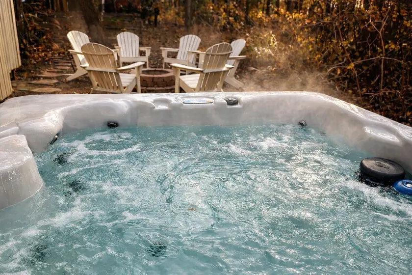 Walk to Beach | Sauna + Hot Tub | Pool Table - Image 1