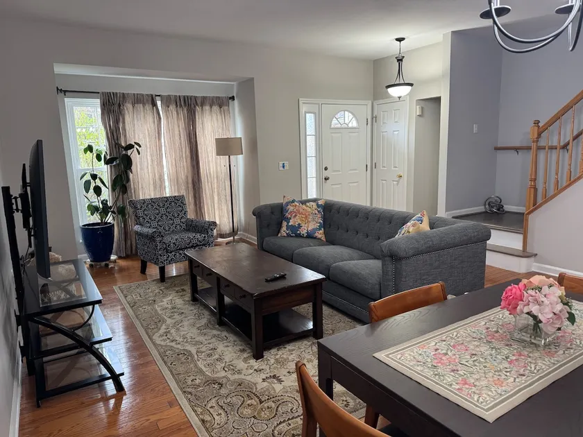 Pet-Friendly 3BR Retreat – Walk to Shops & Cafe - Image 1