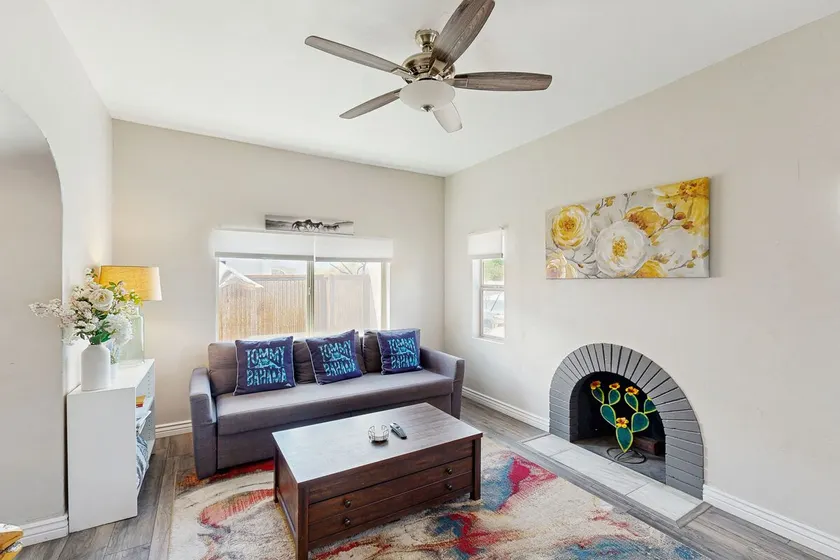 Charming 2BR Bungalow | Patio | W/D - Image 1