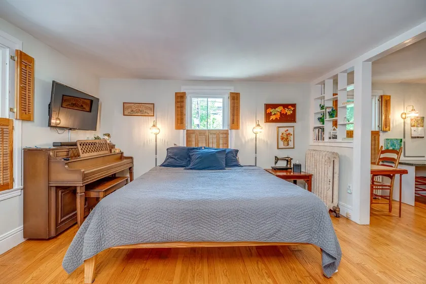 Sweet suite, walk to town tout suite! - Image 1