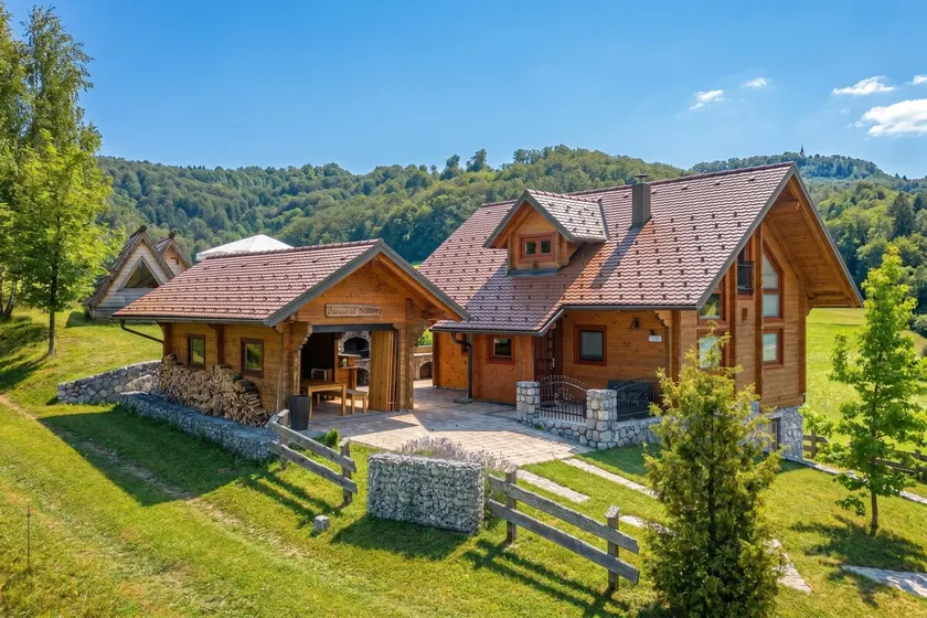House of Nature Glamping & Sauna - Happy Rentals - Image 1