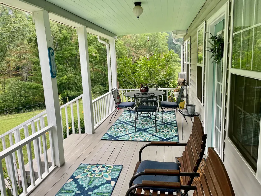 Buckeye Branch Guest Suite - Image 1