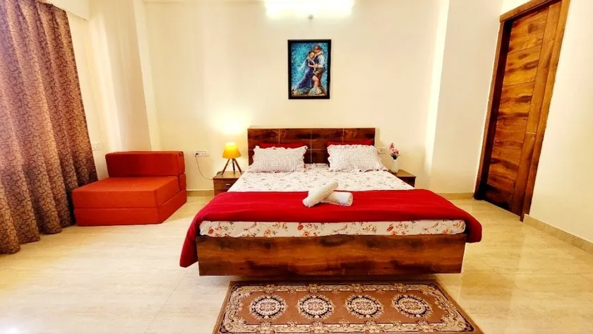 Yogvan 1BHK Spacious Family Condo Tapovan - Image 1