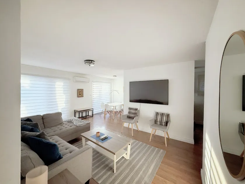 Stunning 3 bedroom single family home. - Image 1