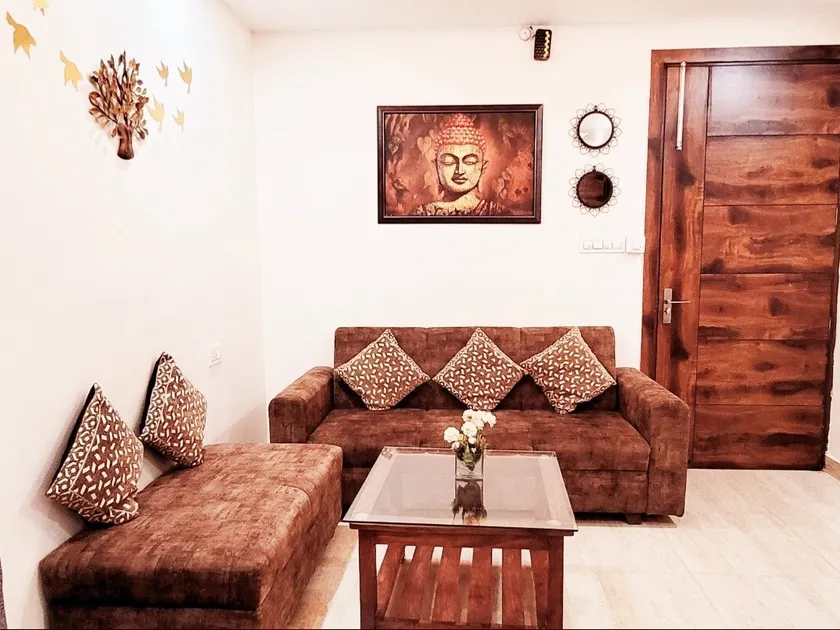 Yogvan Holiday's 1BHK Spacious Apartment Tapovan - Image 1