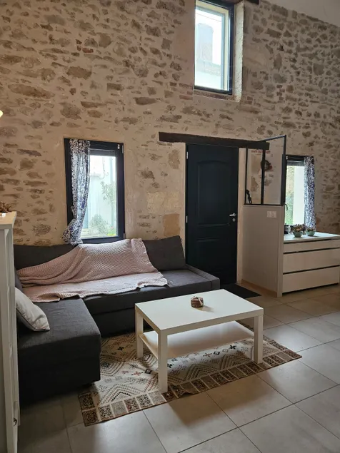 Charming townhouse - Image 1