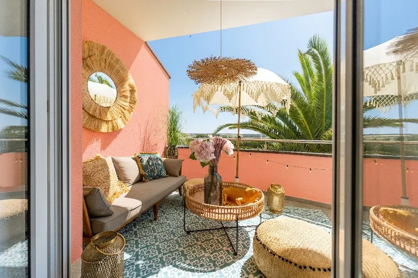 LOVELY 2 BDR BEACH APT IN PREMIUM SKIPER RESORT - Image 1