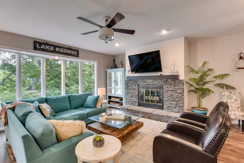 Lake Keowee Resort Condo w/ Fantastic View - Image 1