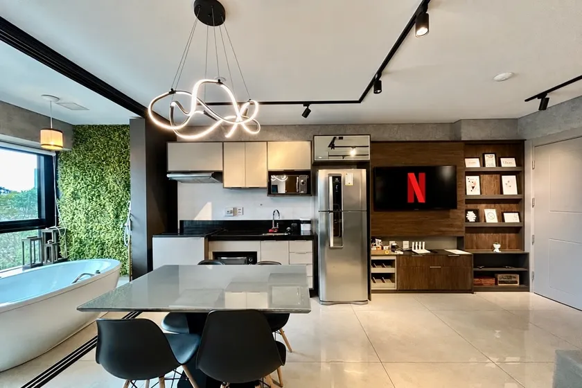 Luxury and Practicality at Vertigo Premium Studios - Image 1