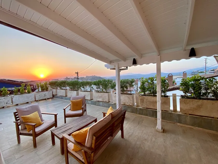 Sunset House - Image 1