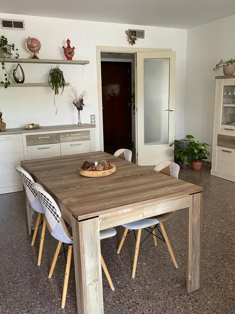 100m apartment, a 10-minute walk to the beach - Image 1