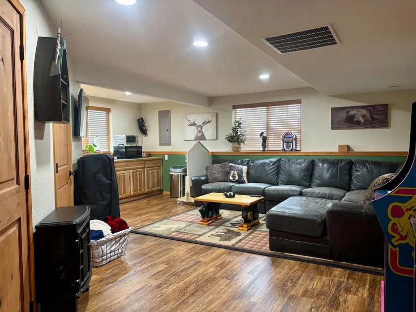 Private King Suite | Hot Tub | Kids Areas | Arcade - Image 1