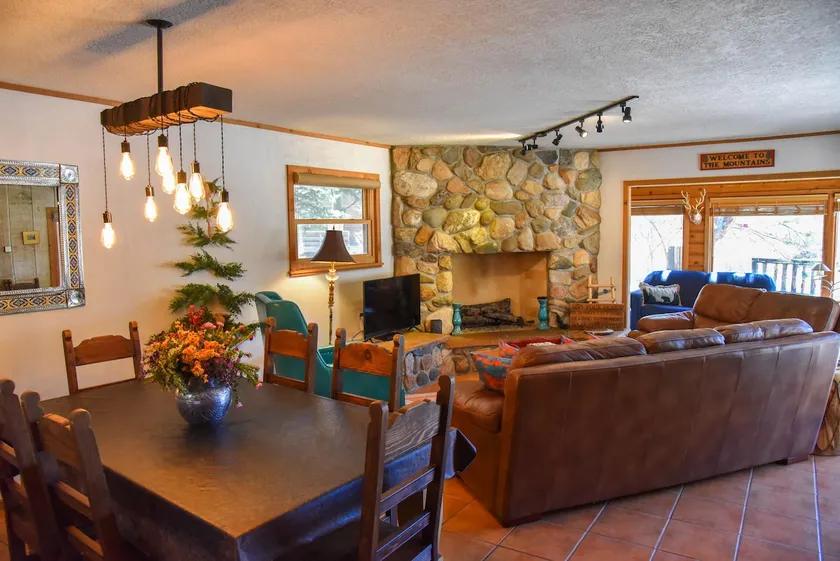 River Rock Lodge - Image 1