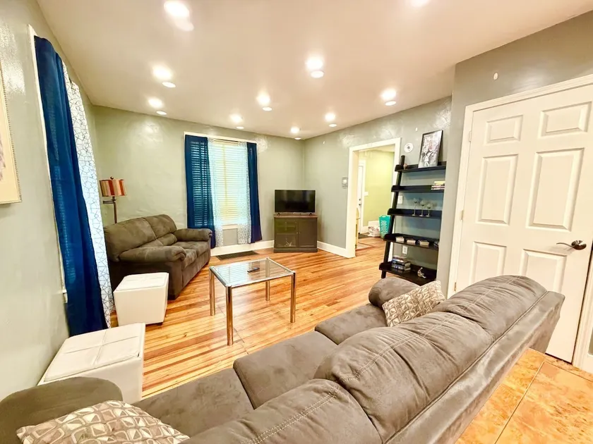 Inviting Home: Open Floor Plan by BU, Lourdes, UHS - Image 1