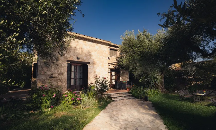 Kidóni Villas - Image 1