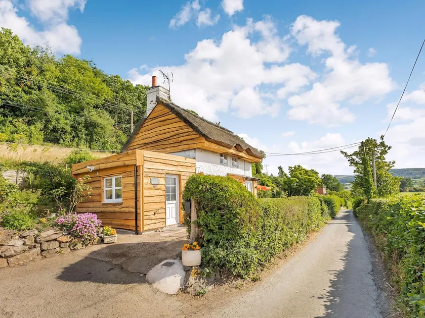 Elsie's Cottage - Image 1