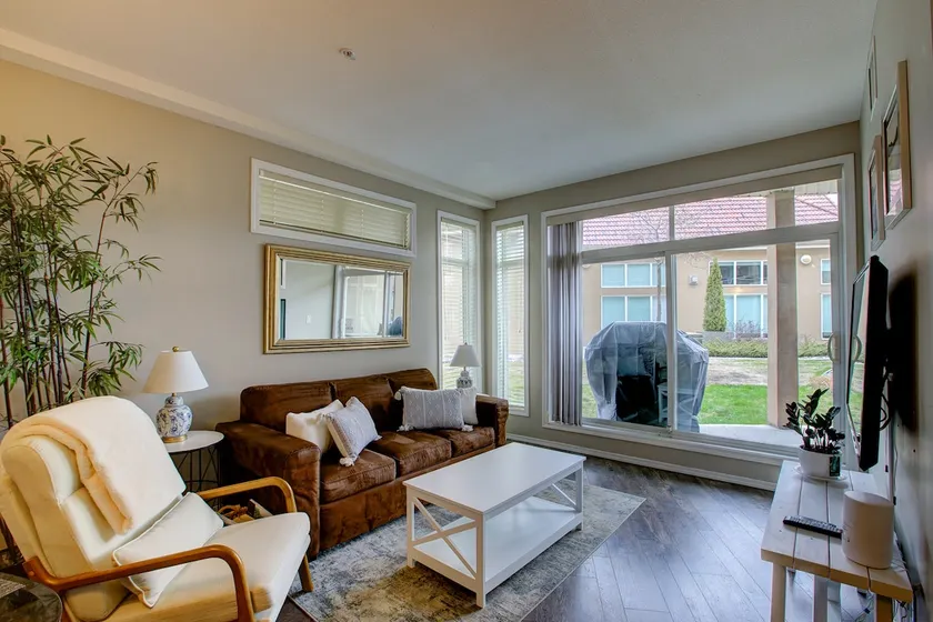 Garden level getaway at Discovery Bay - Image 1