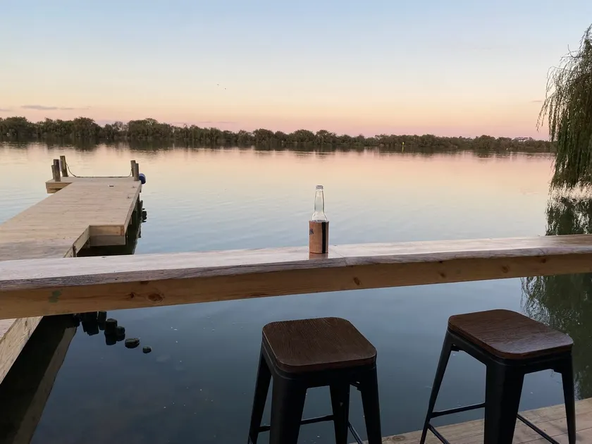 River House - family space on water with jetty - Image 1