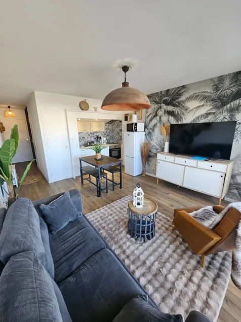 Nice beachfront apartment - Image 1