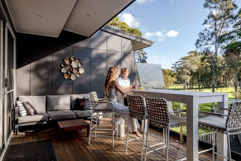 Pandanas 17B at Mollymook Beach - Image 1
