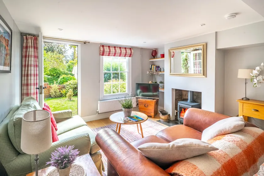 Adorable cottage with a log burner in heavenly village - Constable Lodge - Image 1