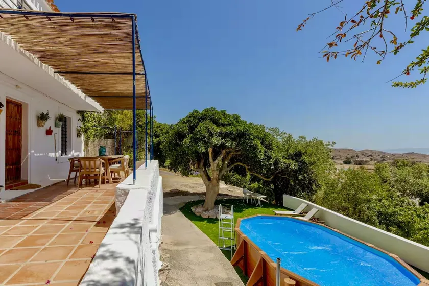 Peaceful cottage: pool, stunning views, beach 20' - Image 1