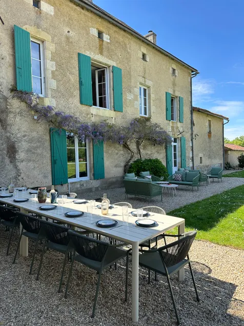 5* Listed Rural Retreat |Sleeps 15+ Pool & Orchard - Image 1