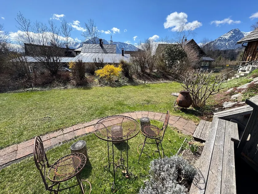 Garden apartment with separate entrance - Image 1
