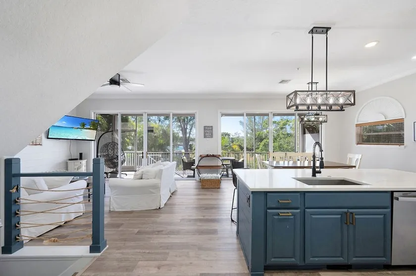Mango Bay – Luxury Island Home w/ Heated Pool, Spa & Walk To Beach - Image 1