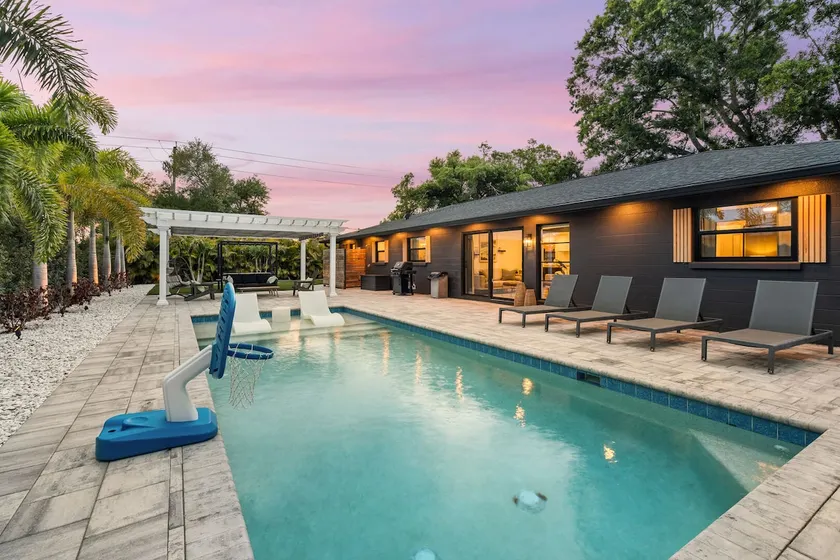 Sea Esta | Private Saltwater POOL + Putting Green! - Image 1