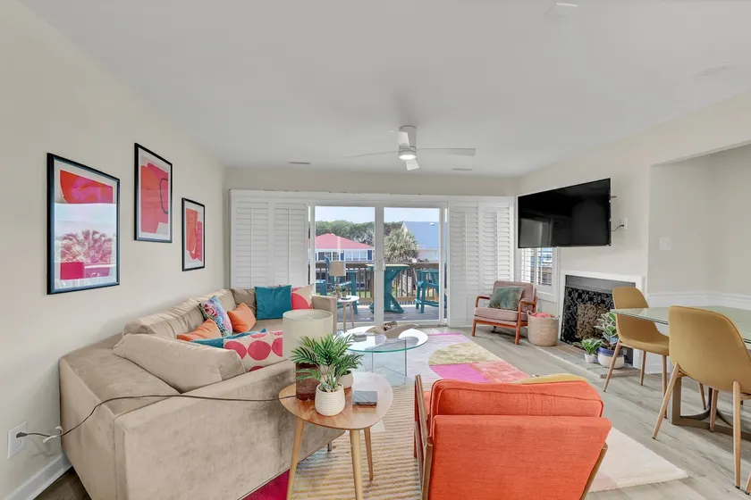 Updated Townhouse I Pool I Hot Tub I Beach Access - Image 1