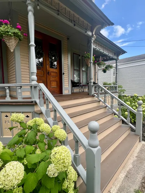 Historic Victorian on the Park - Image 1