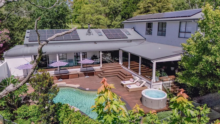 Berry Luxury Retreat - Image 1
