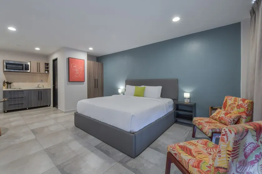 Sereno Apartments- A12 - Image 1